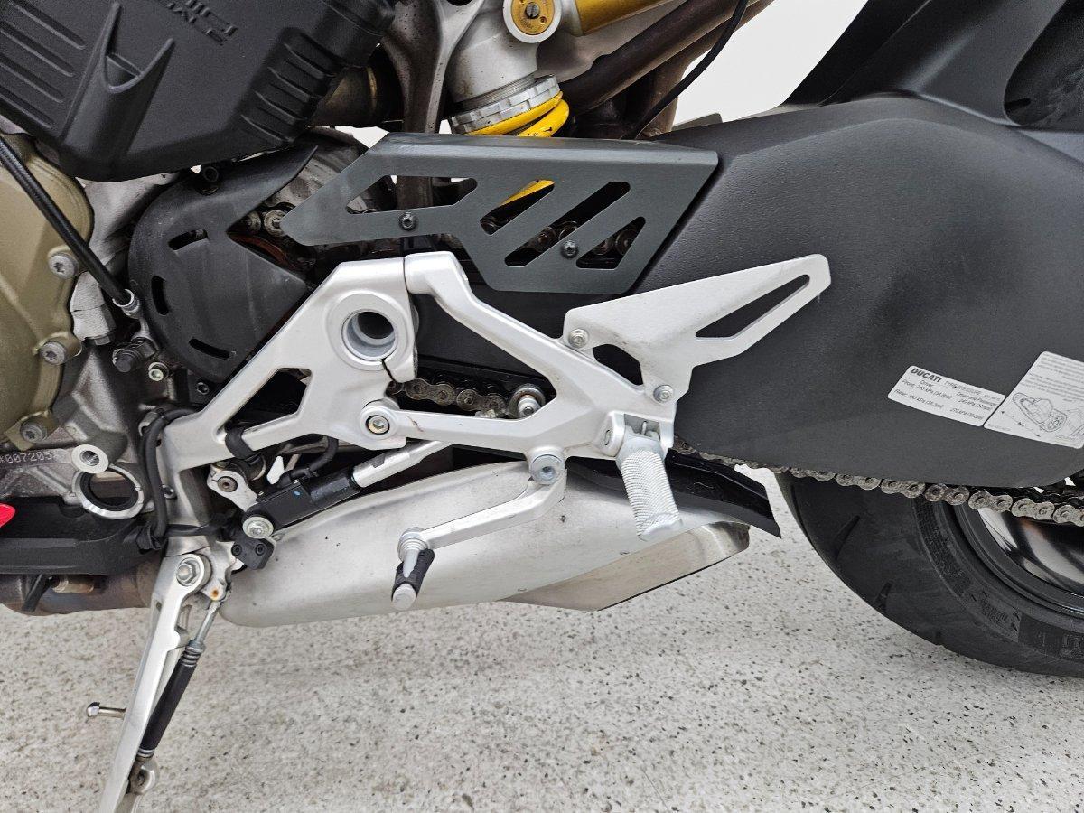 2022 DUCATI STREETFIGHTER V4 SPORTS
