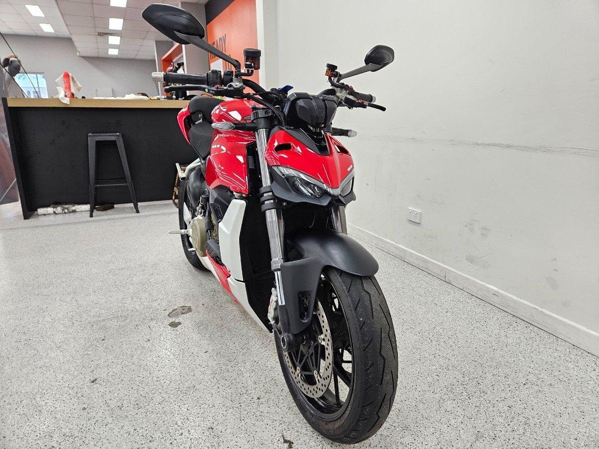 2022 DUCATI STREETFIGHTER V4 SPORTS