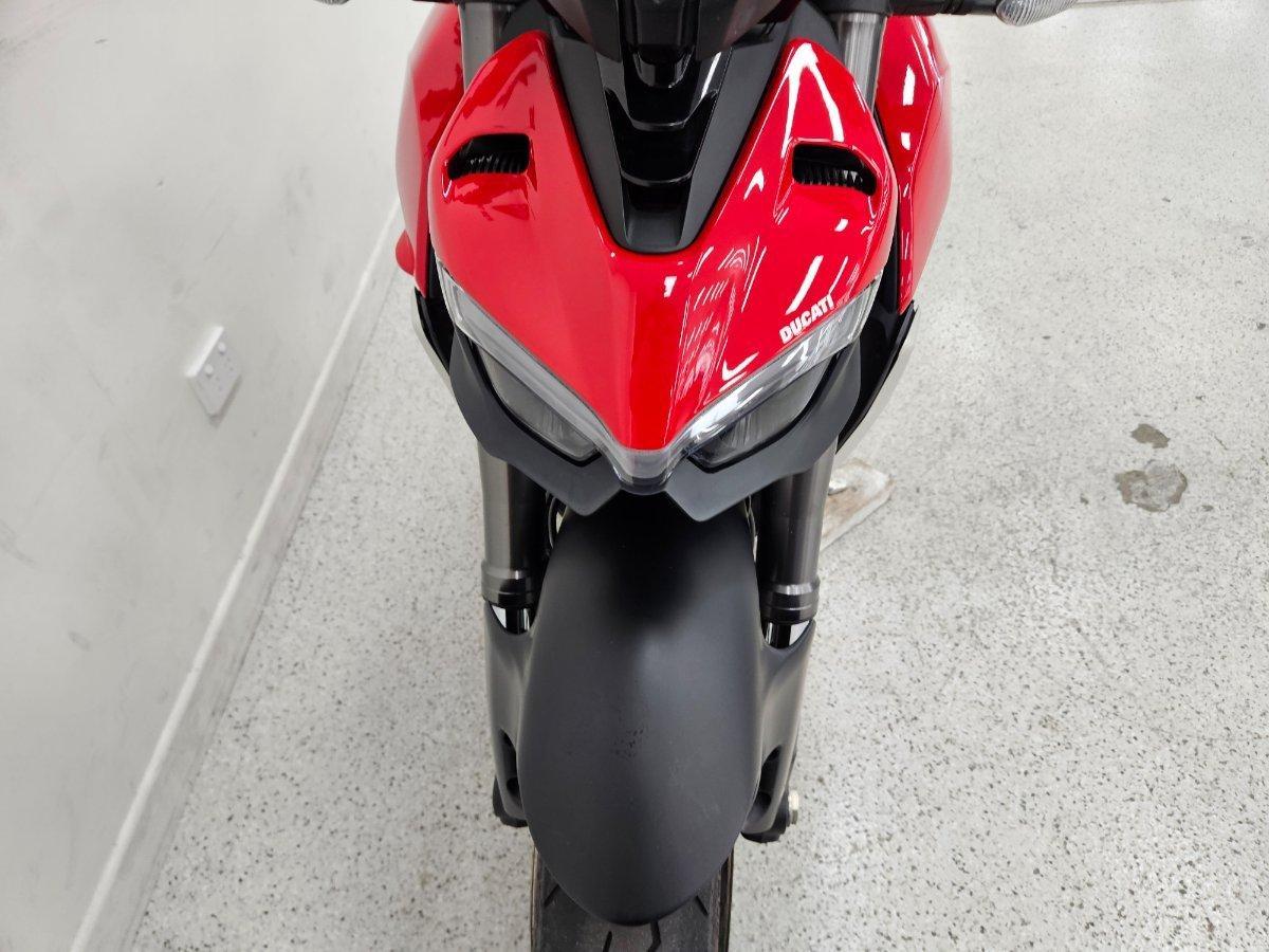 2022 DUCATI STREETFIGHTER V4 SPORTS
