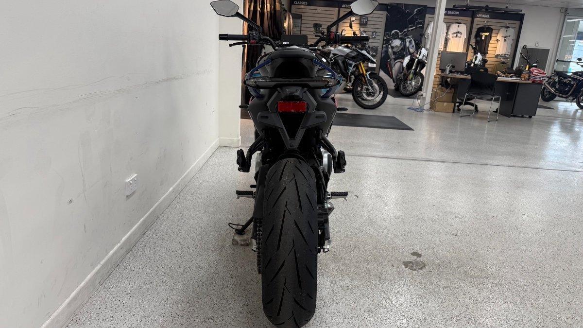 2026 CF MOTO 675 NK ROAD