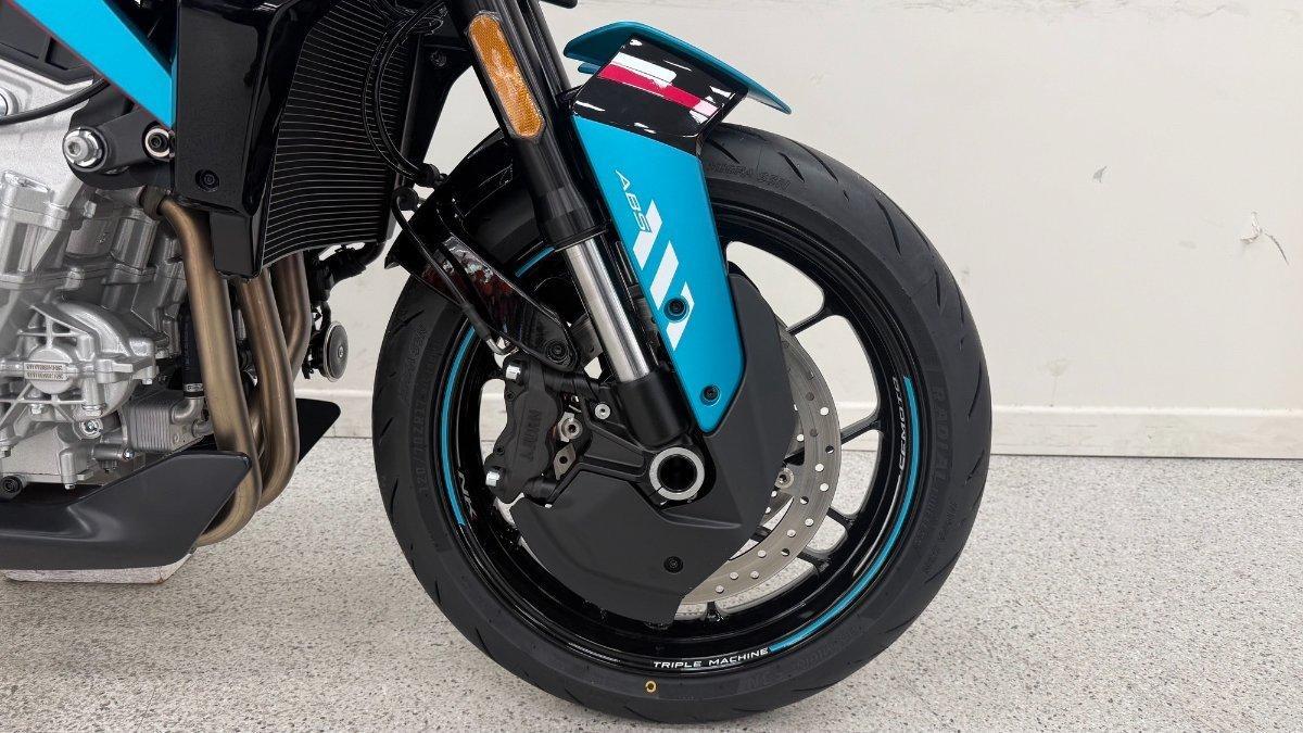 2026 CF MOTO 675 NK ROAD