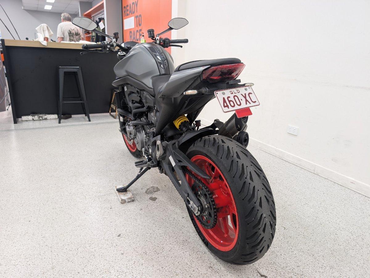 2022 DUCATI MONSTER 937 ROAD