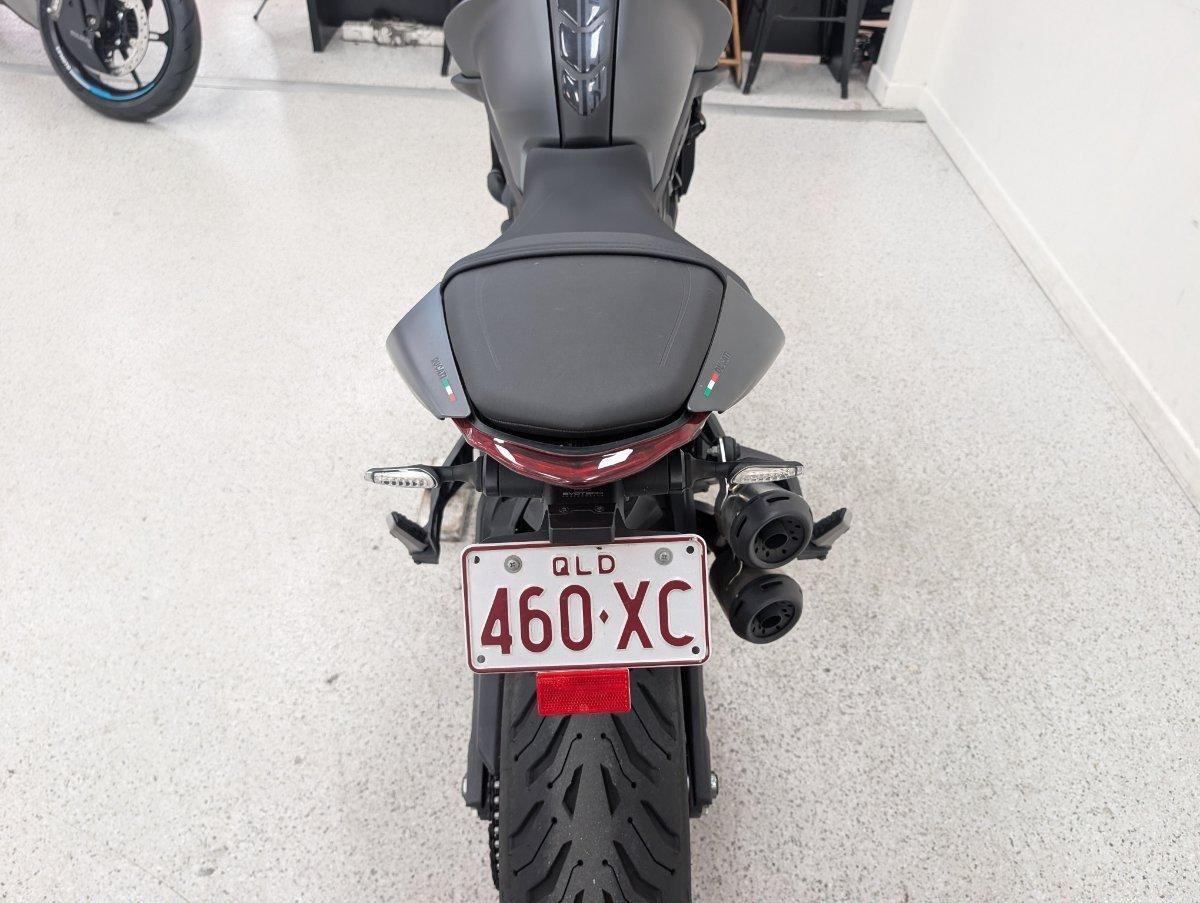 2022 DUCATI MONSTER 937 ROAD