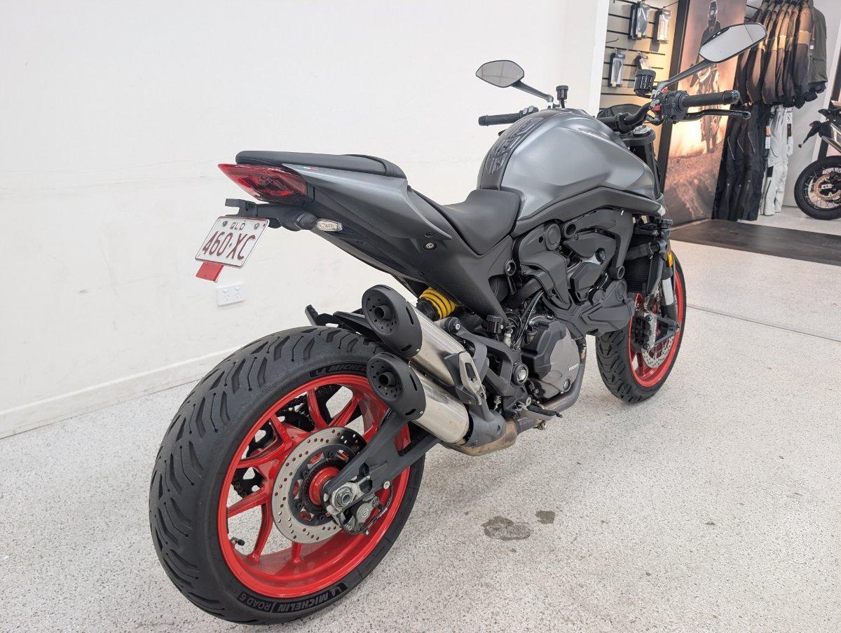 2022 DUCATI MONSTER 937 ROAD