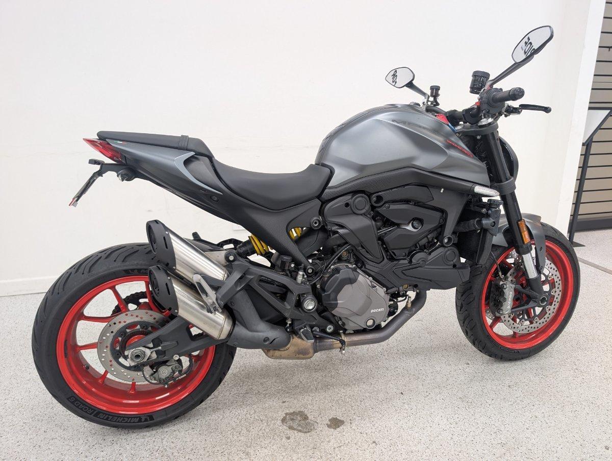2022 DUCATI MONSTER 937 ROAD