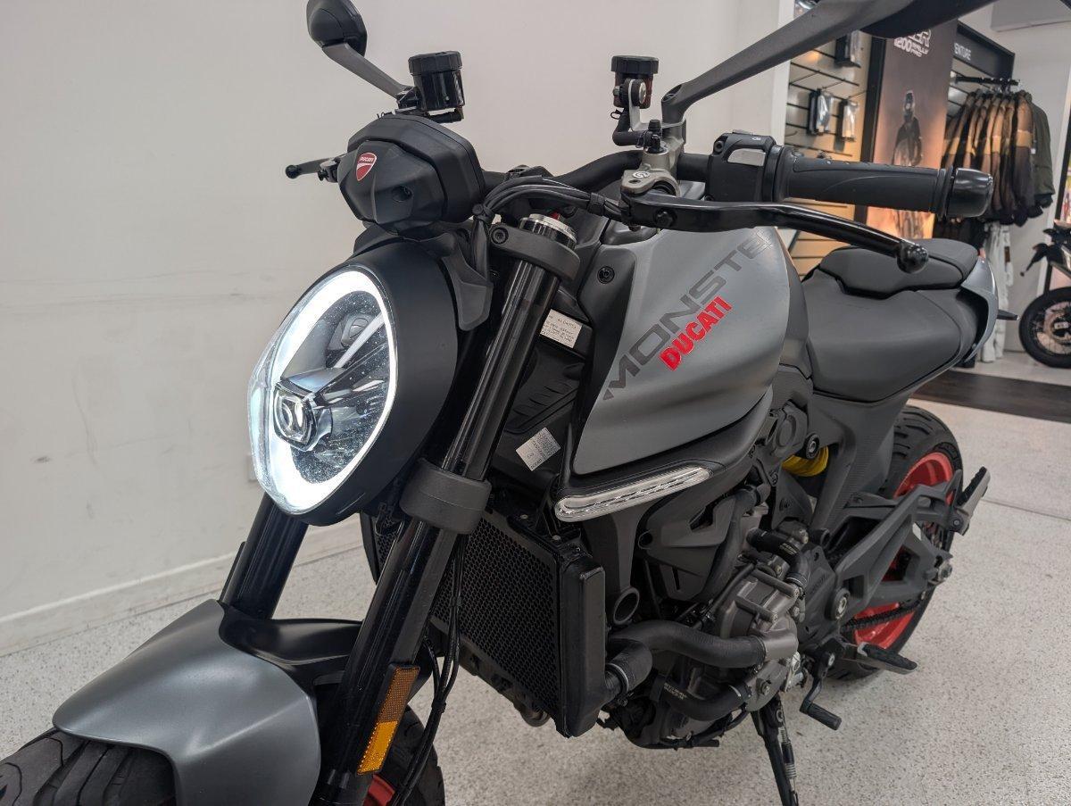 2022 DUCATI MONSTER 937 ROAD