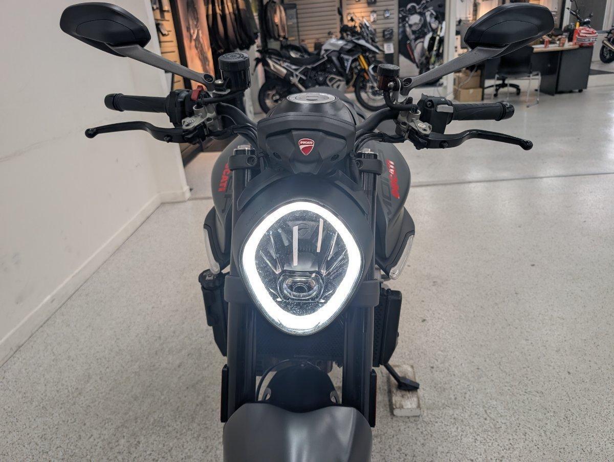 2022 DUCATI MONSTER 937 ROAD