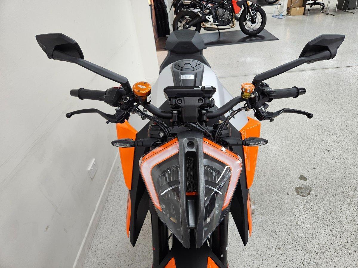 2023 KTM 1290 SUPER DUKE R SPORTS
