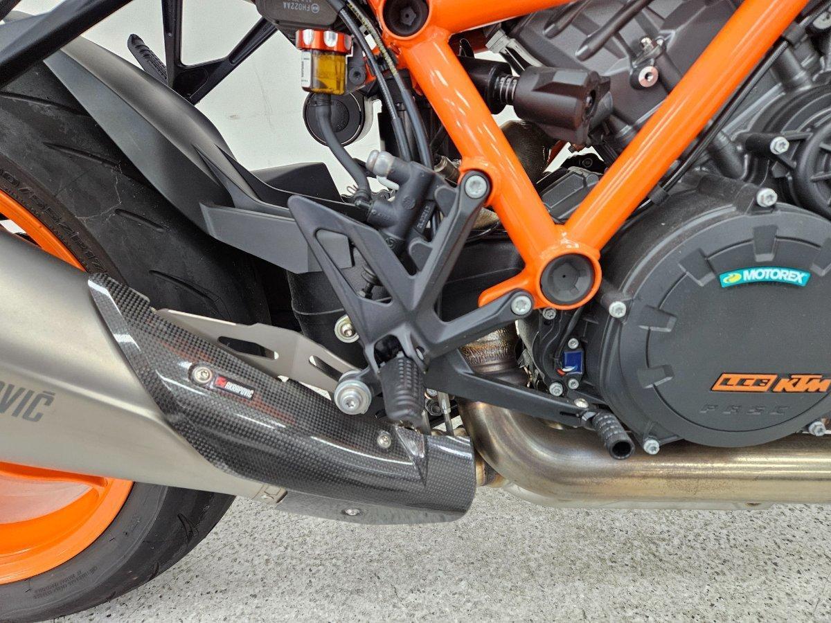 2023 KTM 1290 SUPER DUKE R SPORTS
