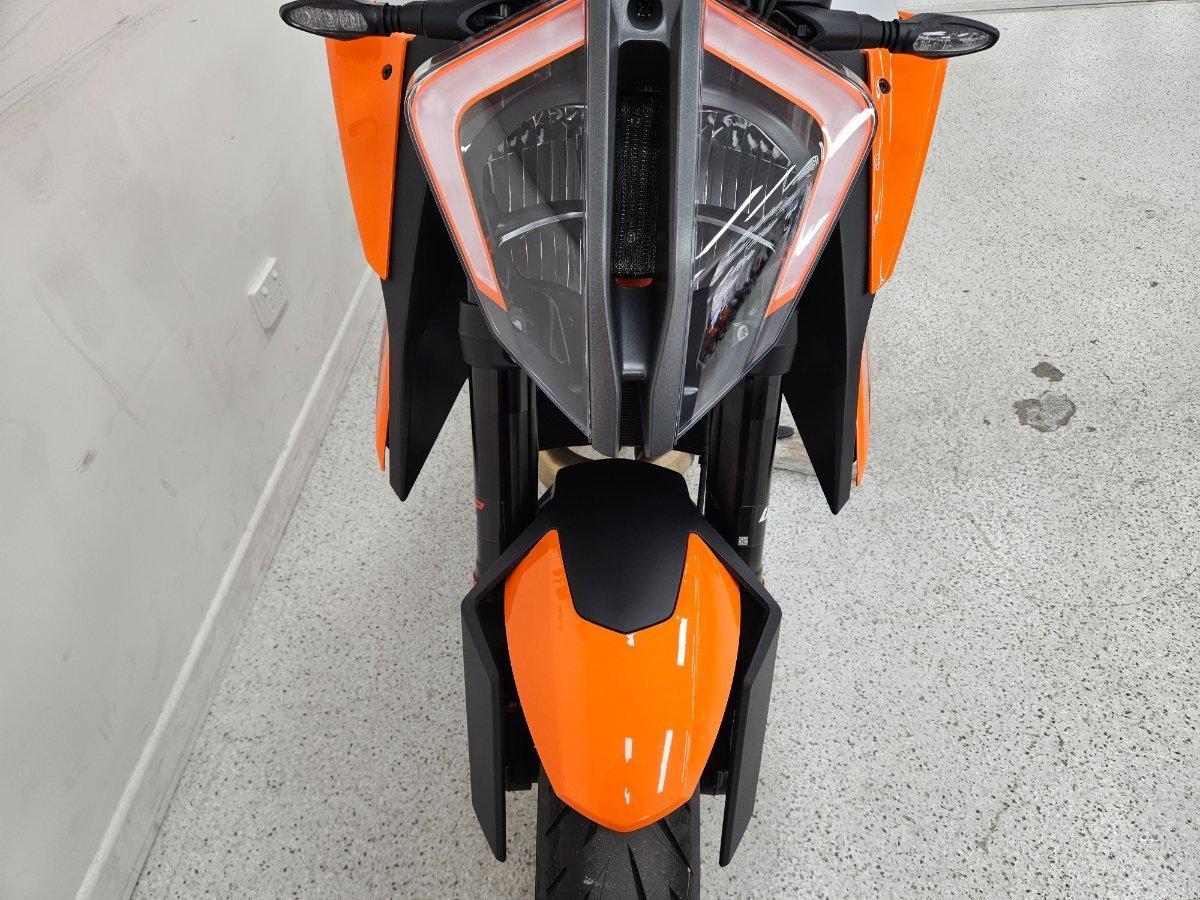 2023 KTM 1290 SUPER DUKE R SPORTS