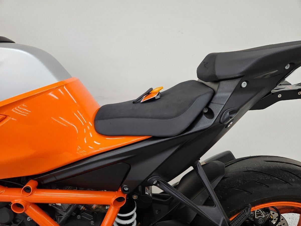 2023 KTM 1290 SUPER DUKE R SPORTS