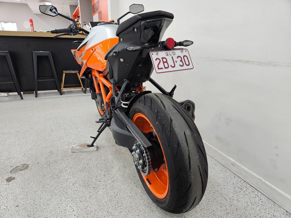 2023 KTM 1290 SUPER DUKE R SPORTS