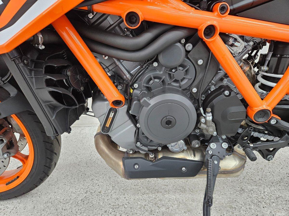 2023 KTM 1290 SUPER DUKE R SPORTS