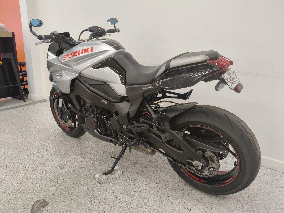 2019 SUZUKI GSX-S1000 ROAD