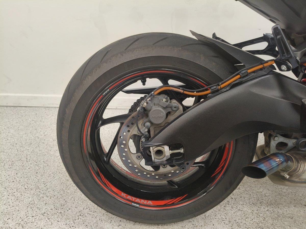 2019 SUZUKI GSX-S1000 ROAD