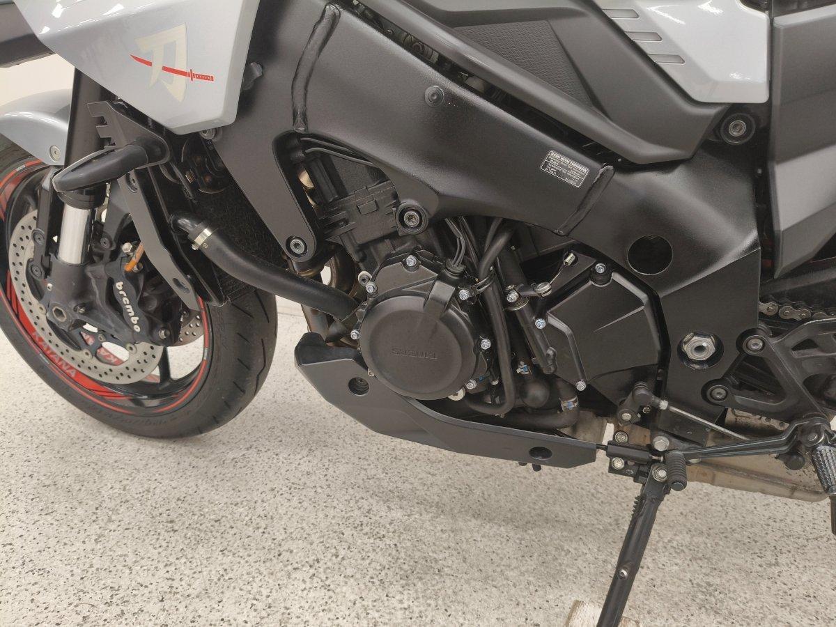 2019 SUZUKI GSX-S1000 ROAD