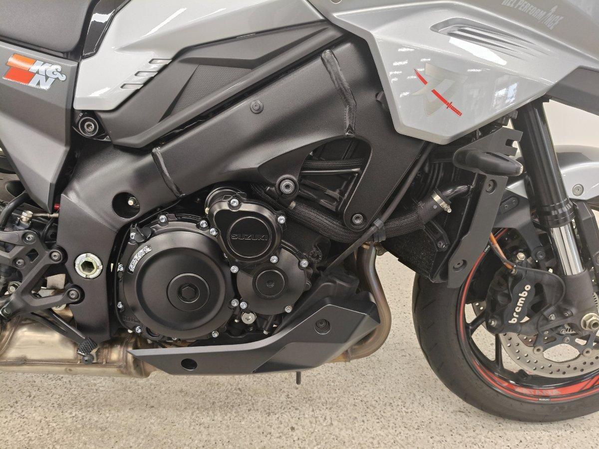 2019 SUZUKI GSX-S1000 ROAD