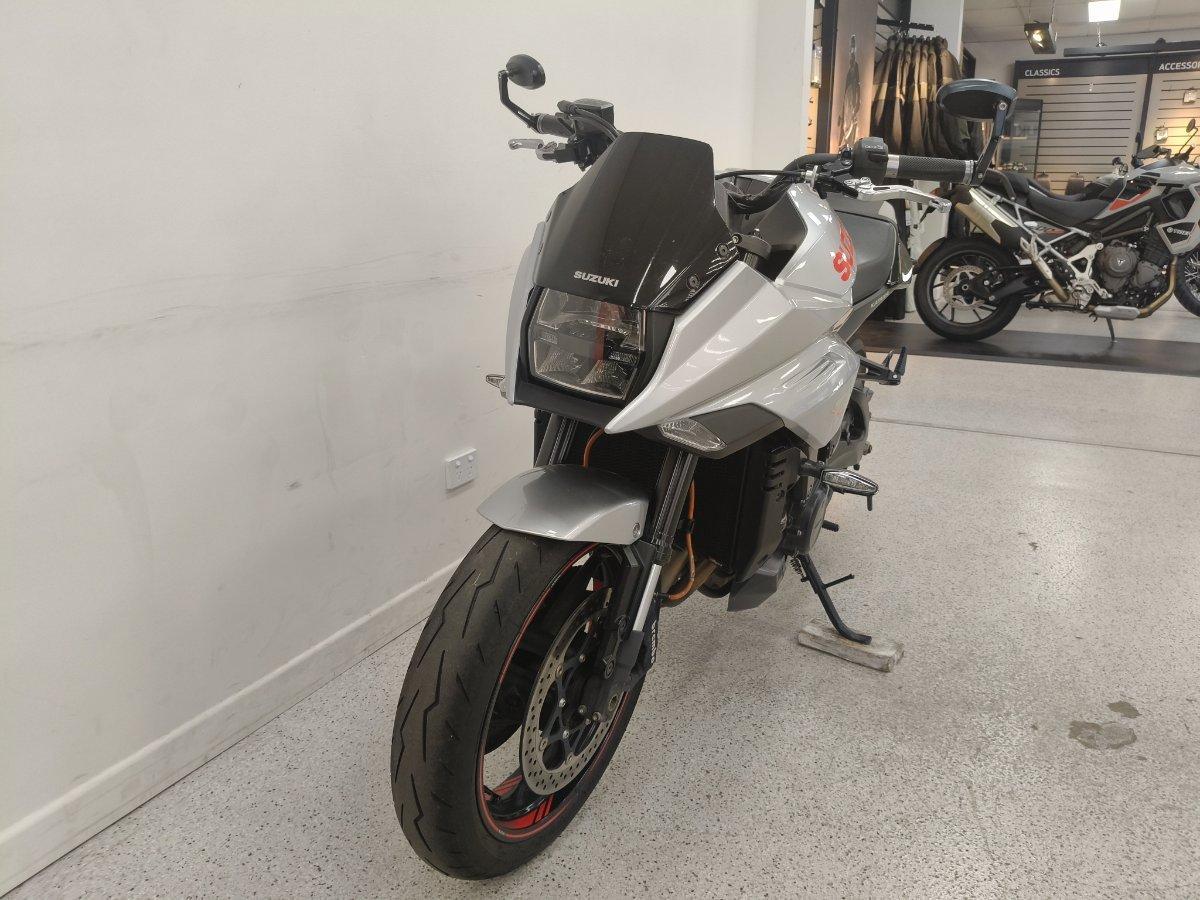 2019 SUZUKI GSX-S1000 ROAD