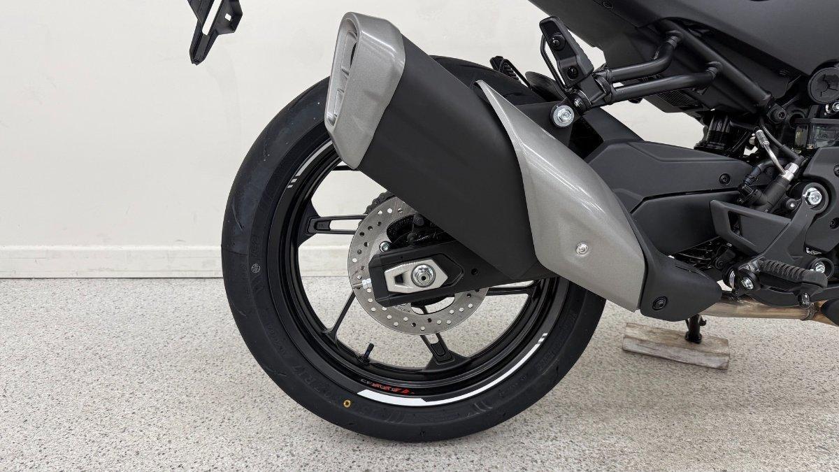 2026 CF MOTO 450 NK ROAD