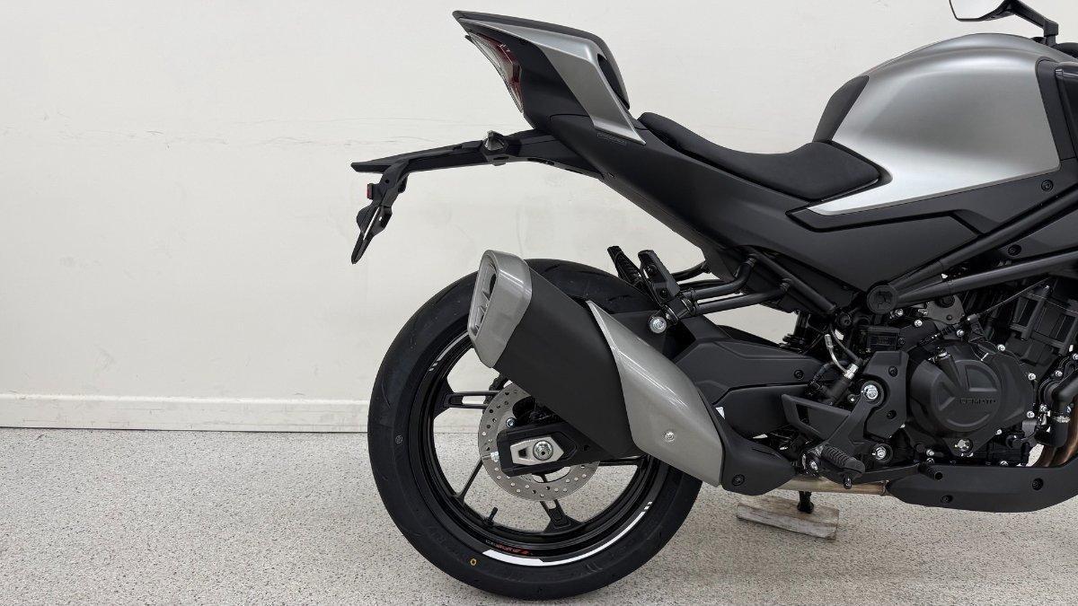 2026 CF MOTO 450 NK ROAD