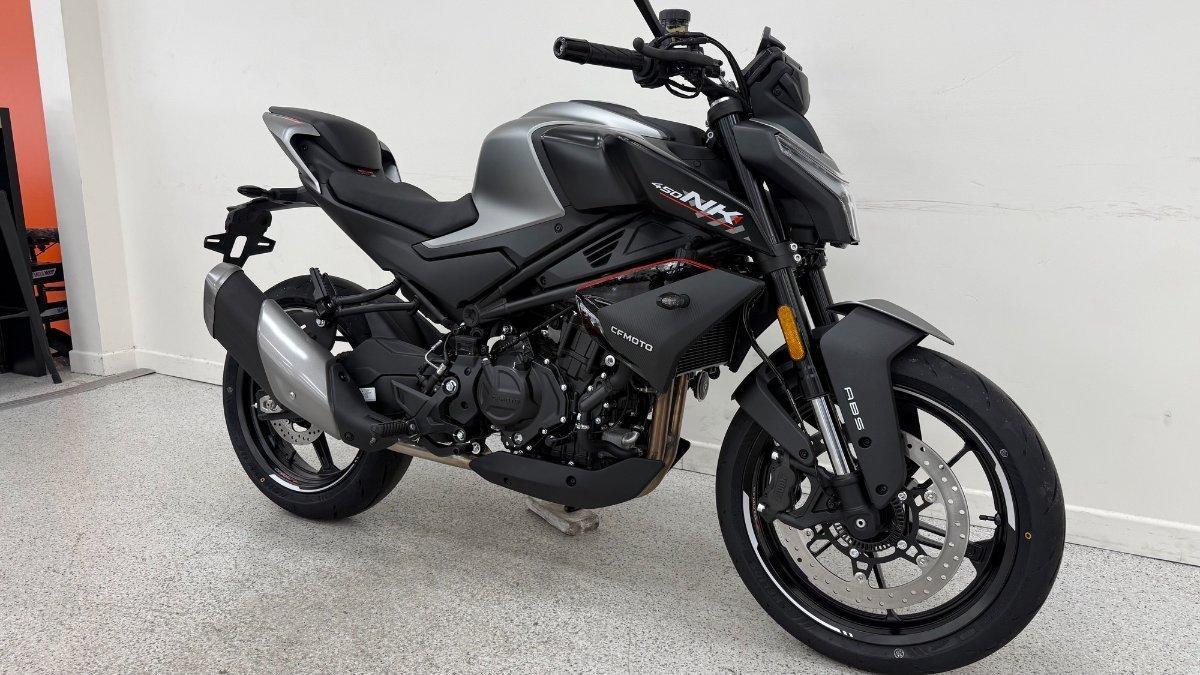 2026 CF MOTO 450 NK ROAD
