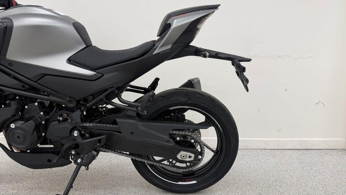 2026 CF MOTO 450 NK ROAD
