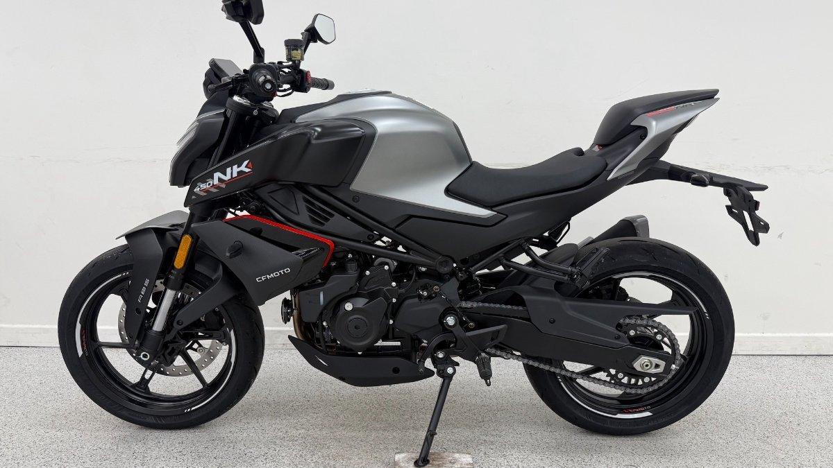2026 CF MOTO 450 NK ROAD