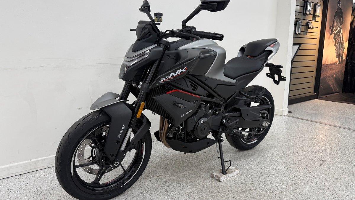 2026 CF MOTO 450 NK ROAD