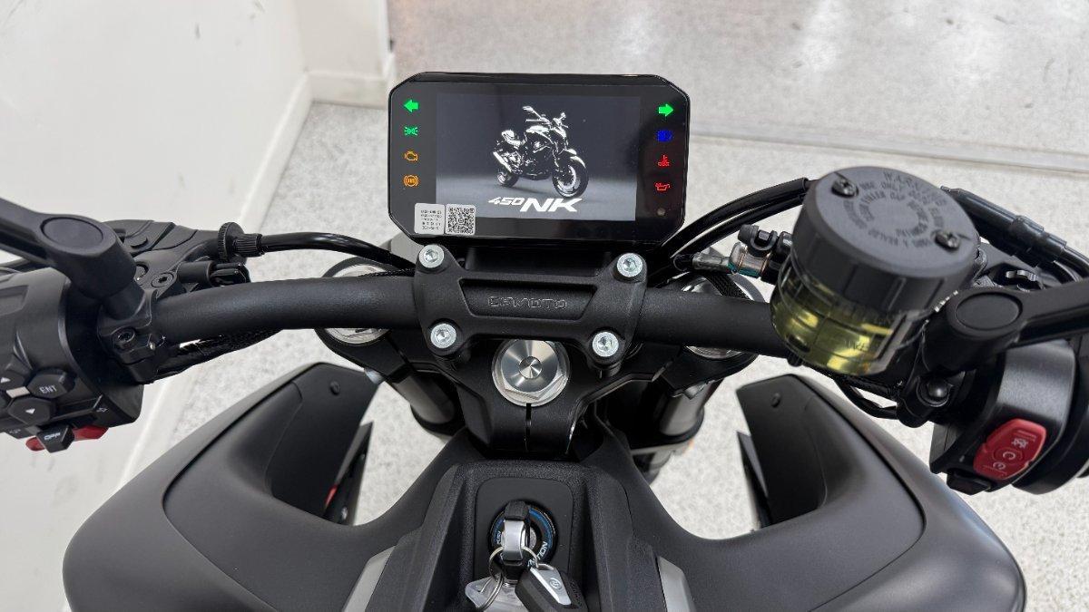 2026 CF MOTO 450 NK ROAD