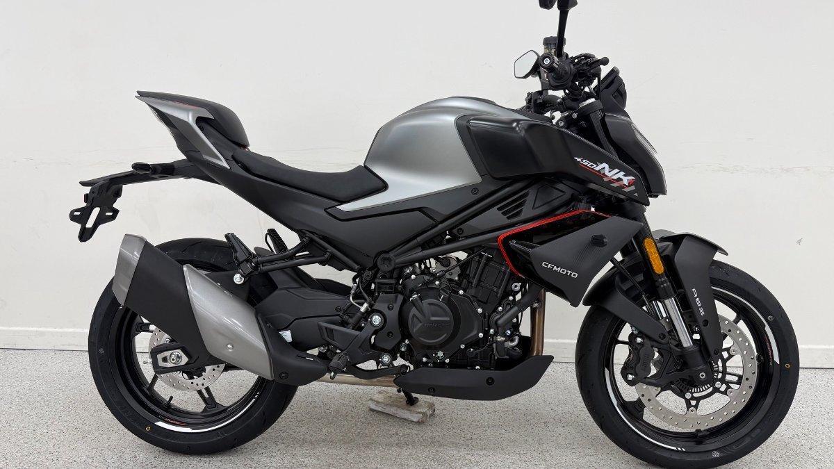2026 CF MOTO 450 NK ROAD