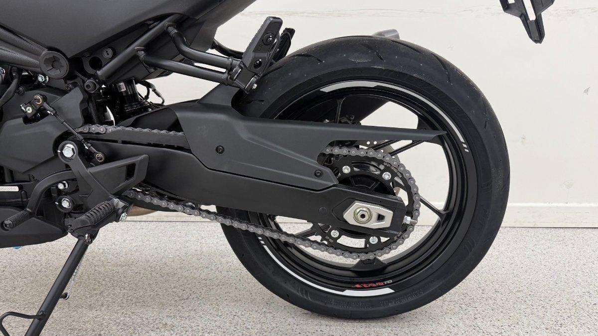 2026 CF MOTO 450 NK ROAD