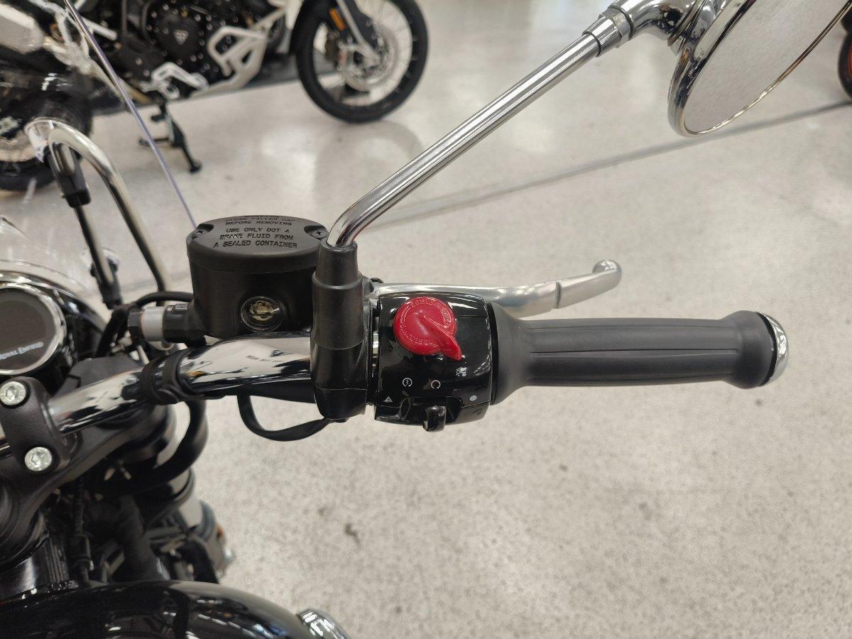 2026 ROYAL ENFIELD METEOR 350 SUPERNOVA ROAD