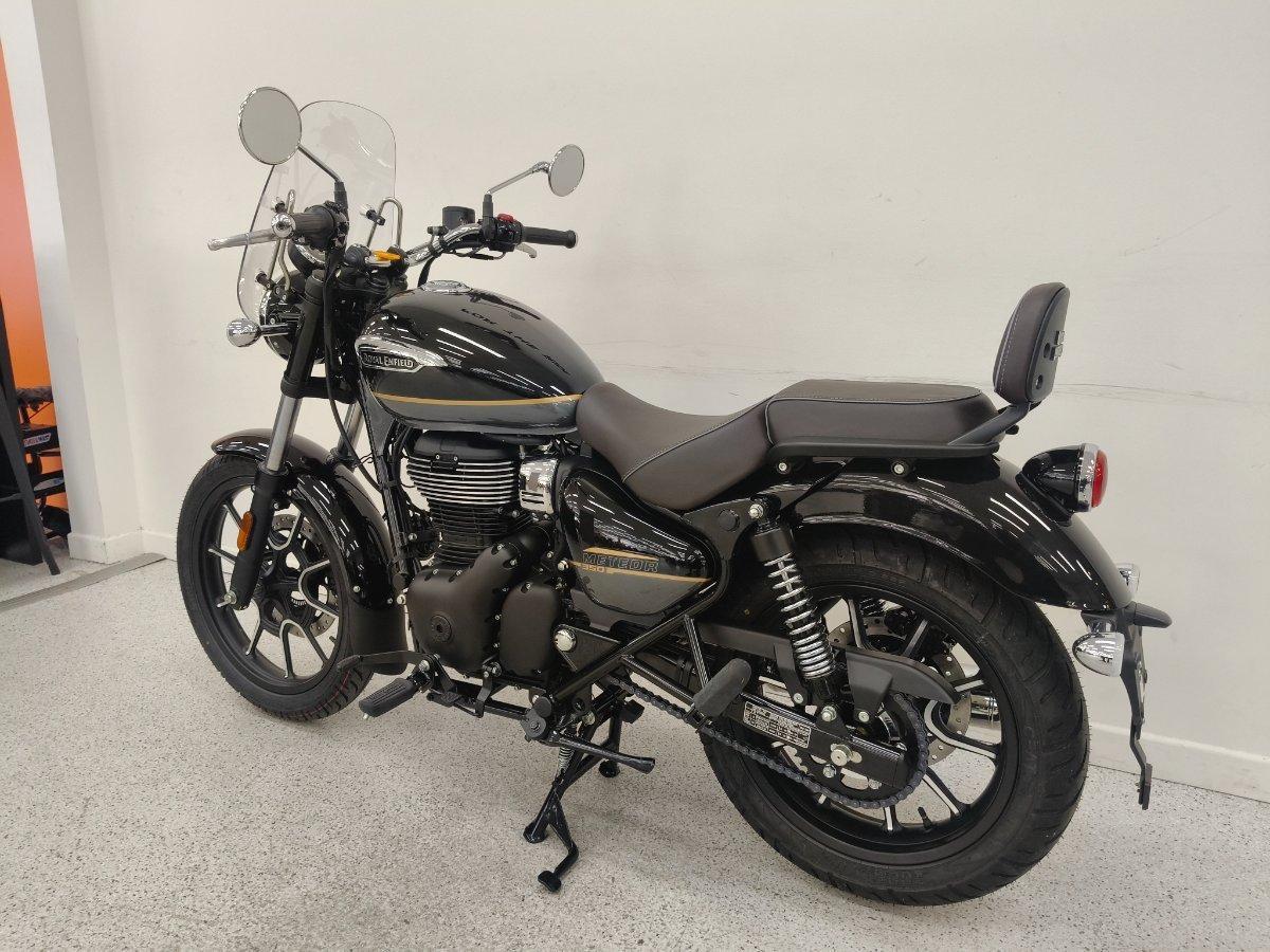 2026 ROYAL ENFIELD METEOR 350 SUPERNOVA ROAD