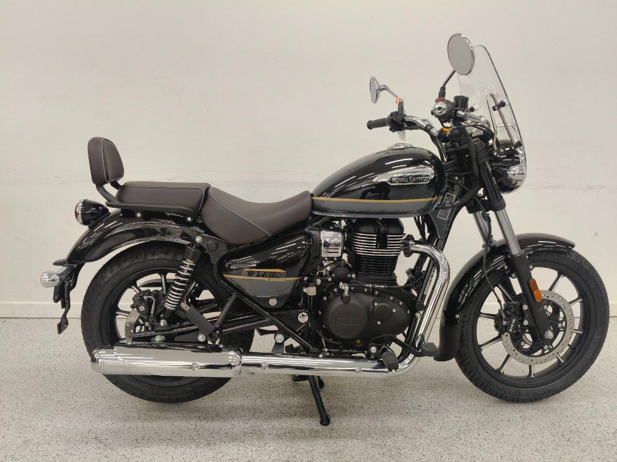 2026 ROYAL ENFIELD METEOR 350 SUPERNOVA ROAD