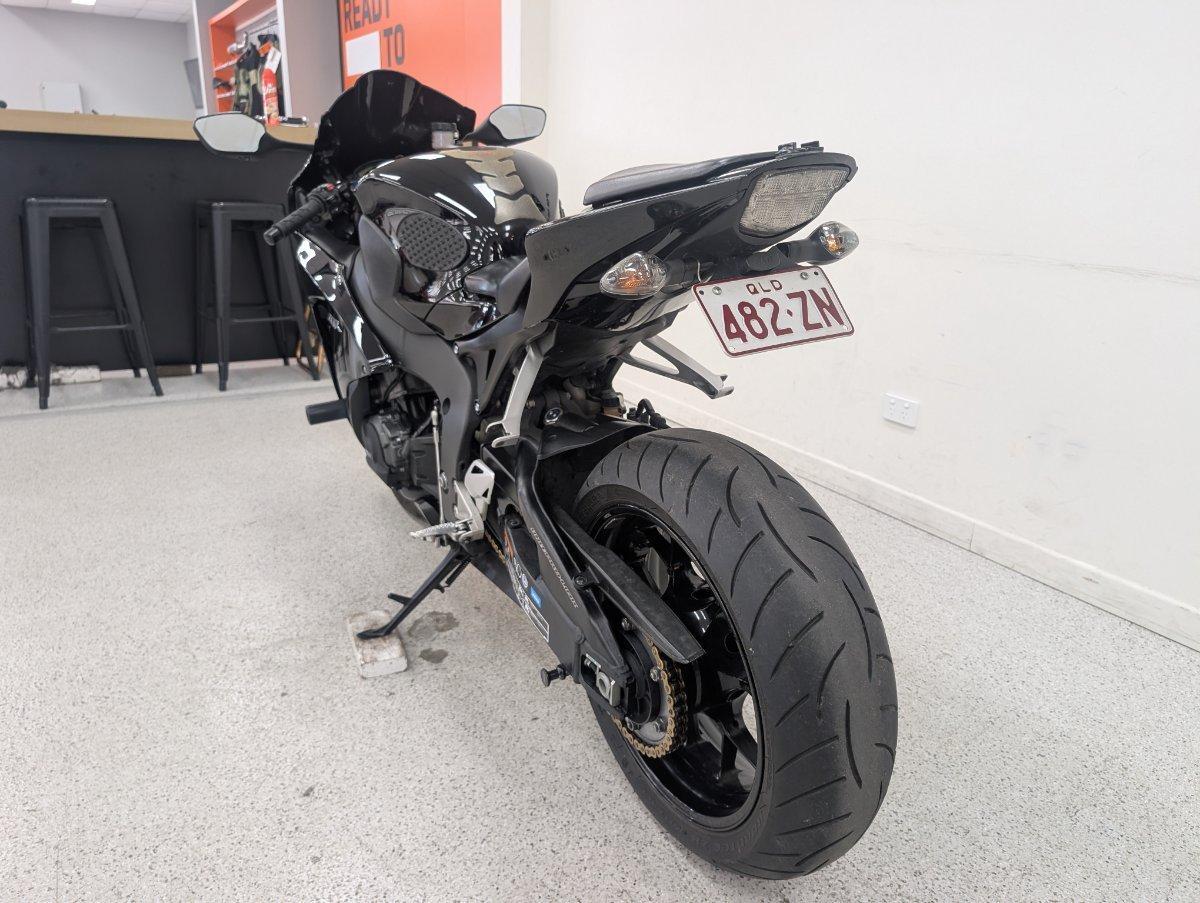 2013 HONDA CBR1000RR (FIREBLADE) SPORTS
