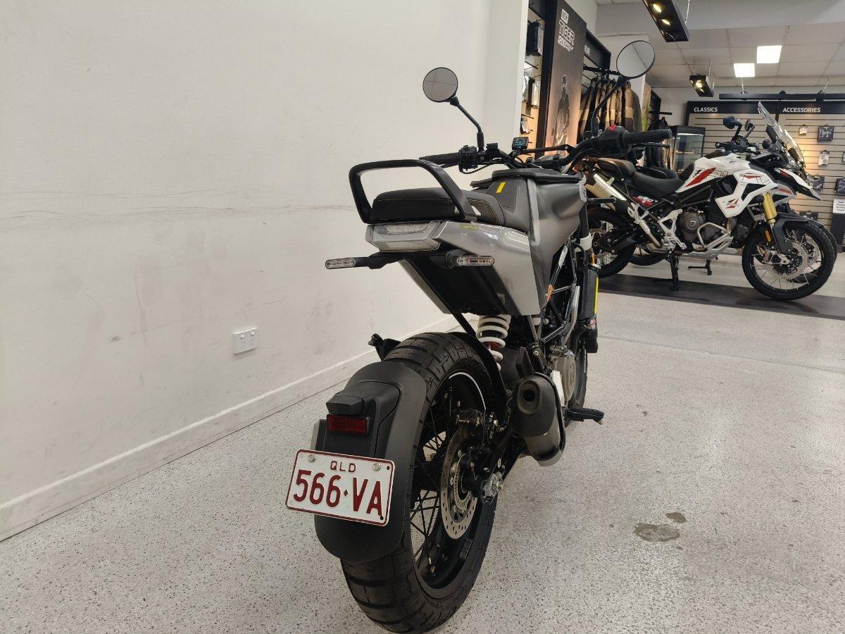 2020 HUSQVARNA SVARTPILEN 401 ROAD