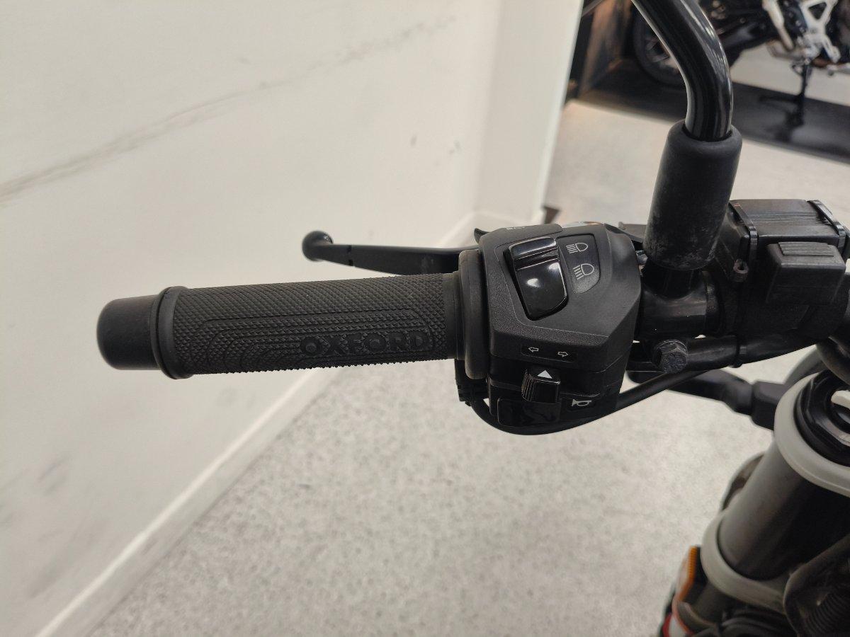 2020 HUSQVARNA SVARTPILEN 401 ROAD