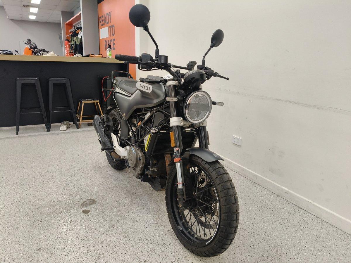 2020 HUSQVARNA SVARTPILEN 401 ROAD
