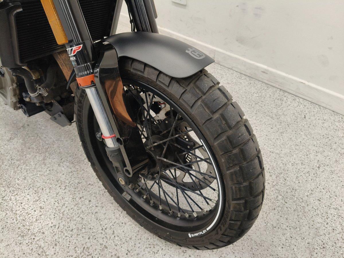 2020 HUSQVARNA SVARTPILEN 401 ROAD