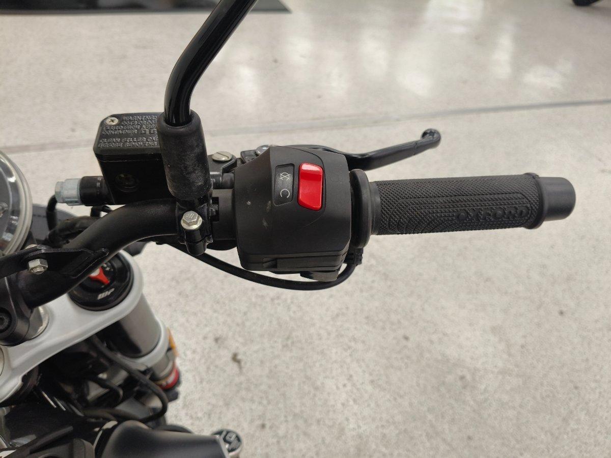 2020 HUSQVARNA SVARTPILEN 401 ROAD
