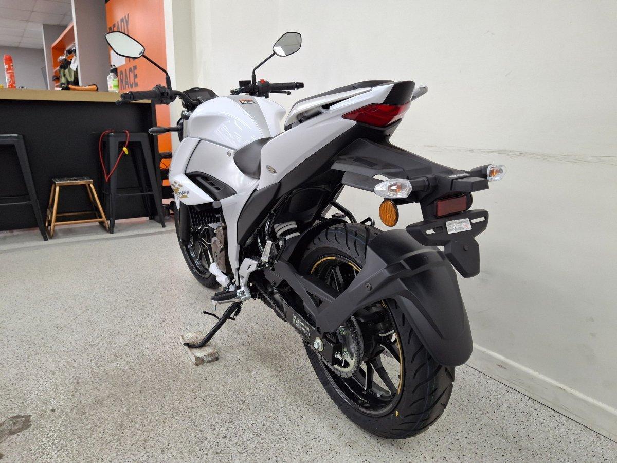 2026 SUZUKI GIXXER ROAD