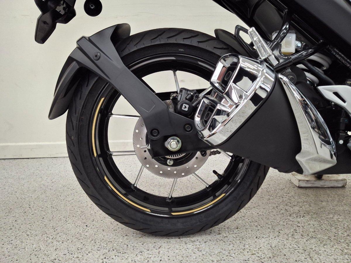 2026 SUZUKI GIXXER ROAD