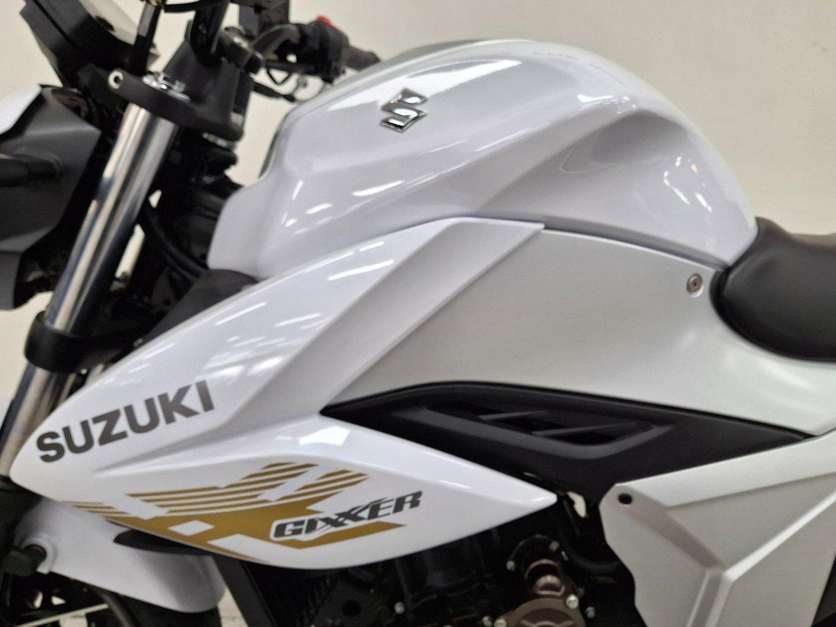 2026 SUZUKI GIXXER ROAD