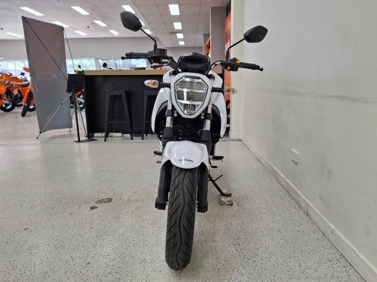 2026 SUZUKI GIXXER ROAD