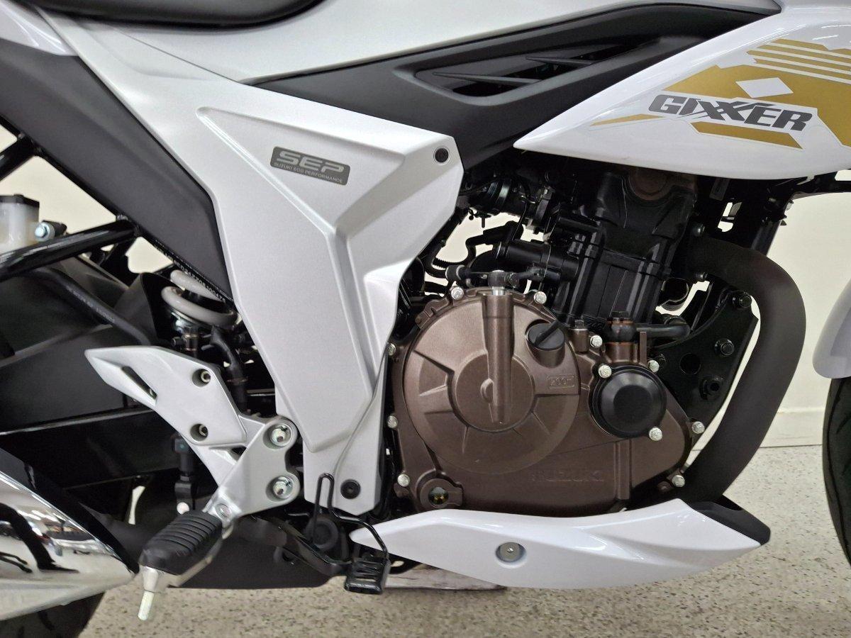 2026 SUZUKI GIXXER ROAD
