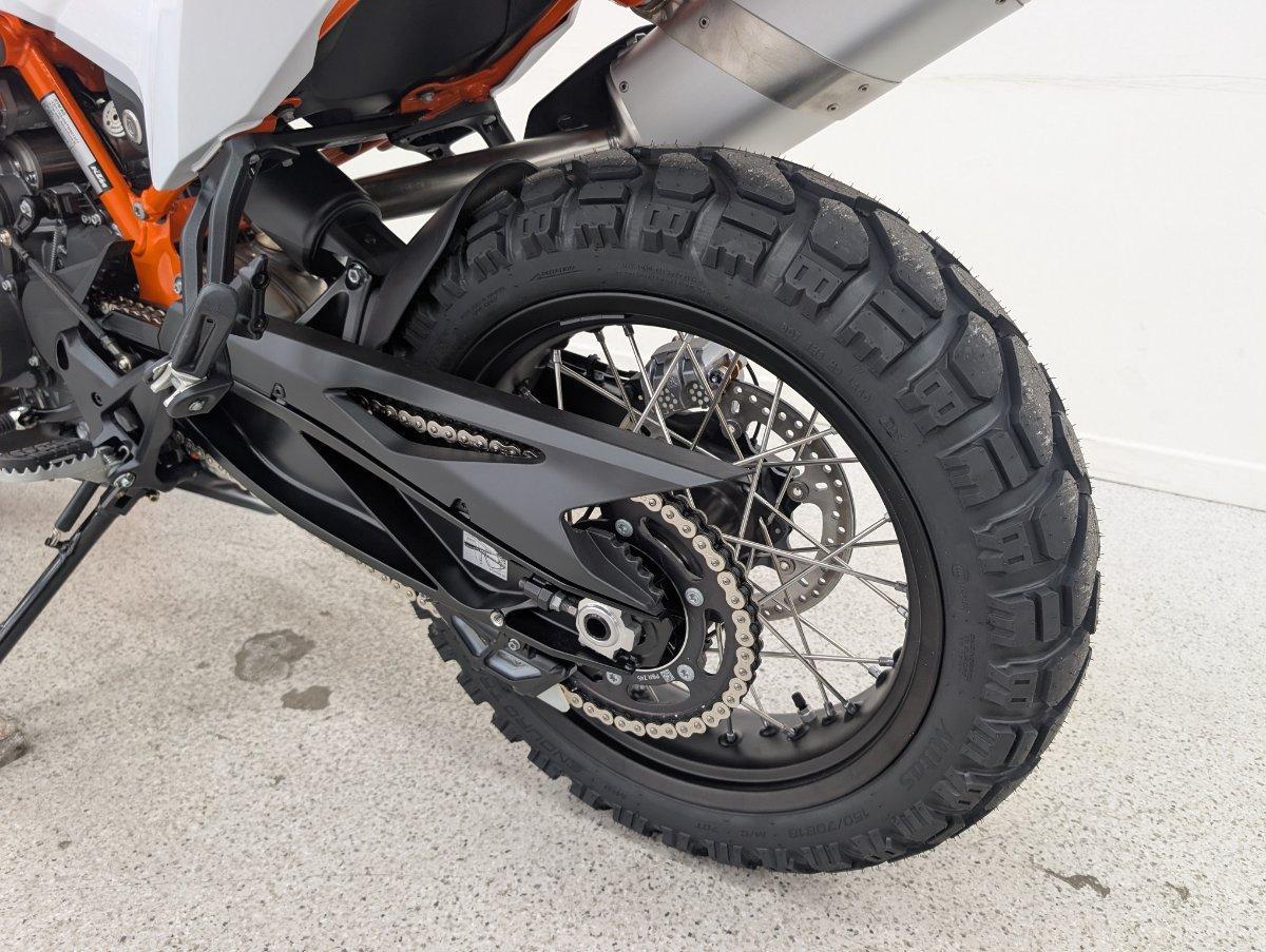 2025 KTM 890 ADVENTURE R DUAL SPORTS