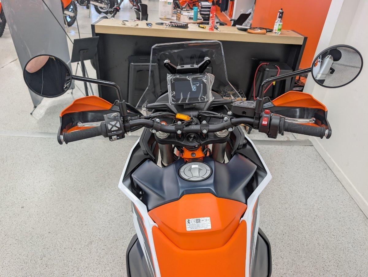 2025 KTM 890 ADVENTURE R DUAL SPORTS