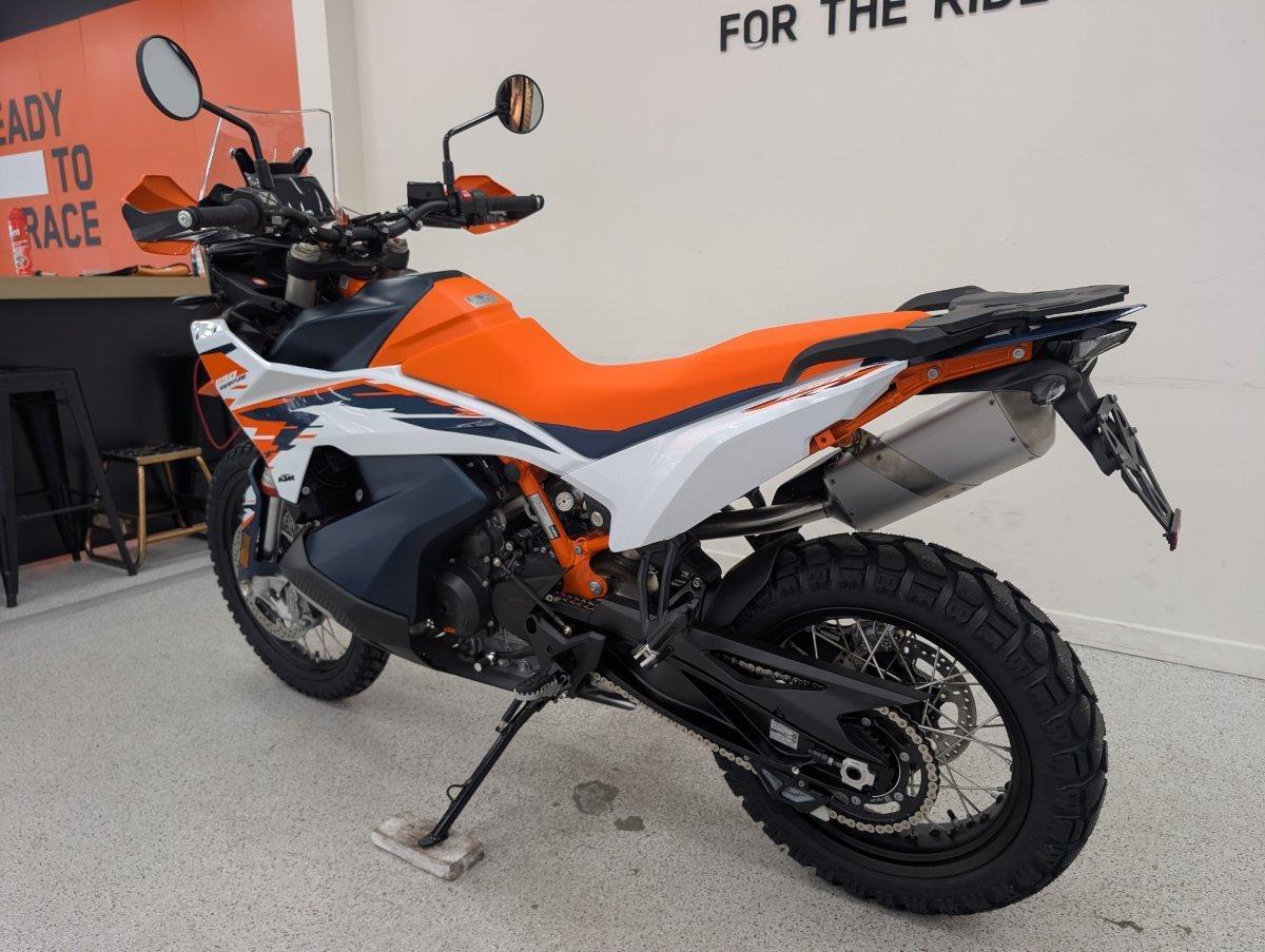 2025 KTM 890 ADVENTURE R DUAL SPORTS