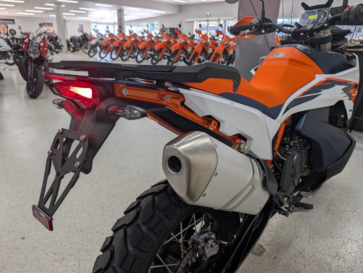 2025 KTM 890 ADVENTURE R DUAL SPORTS