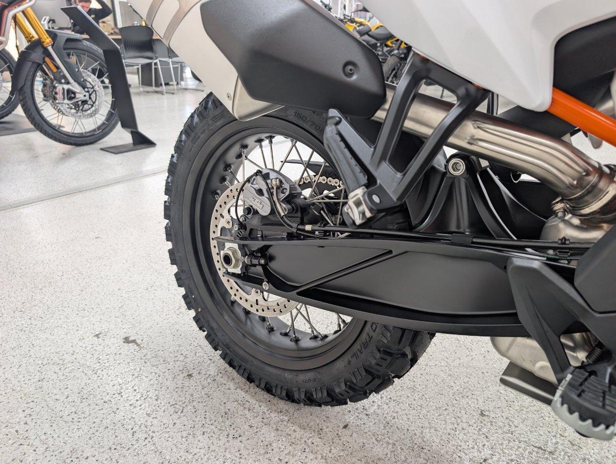 2025 KTM 890 ADVENTURE R DUAL SPORTS